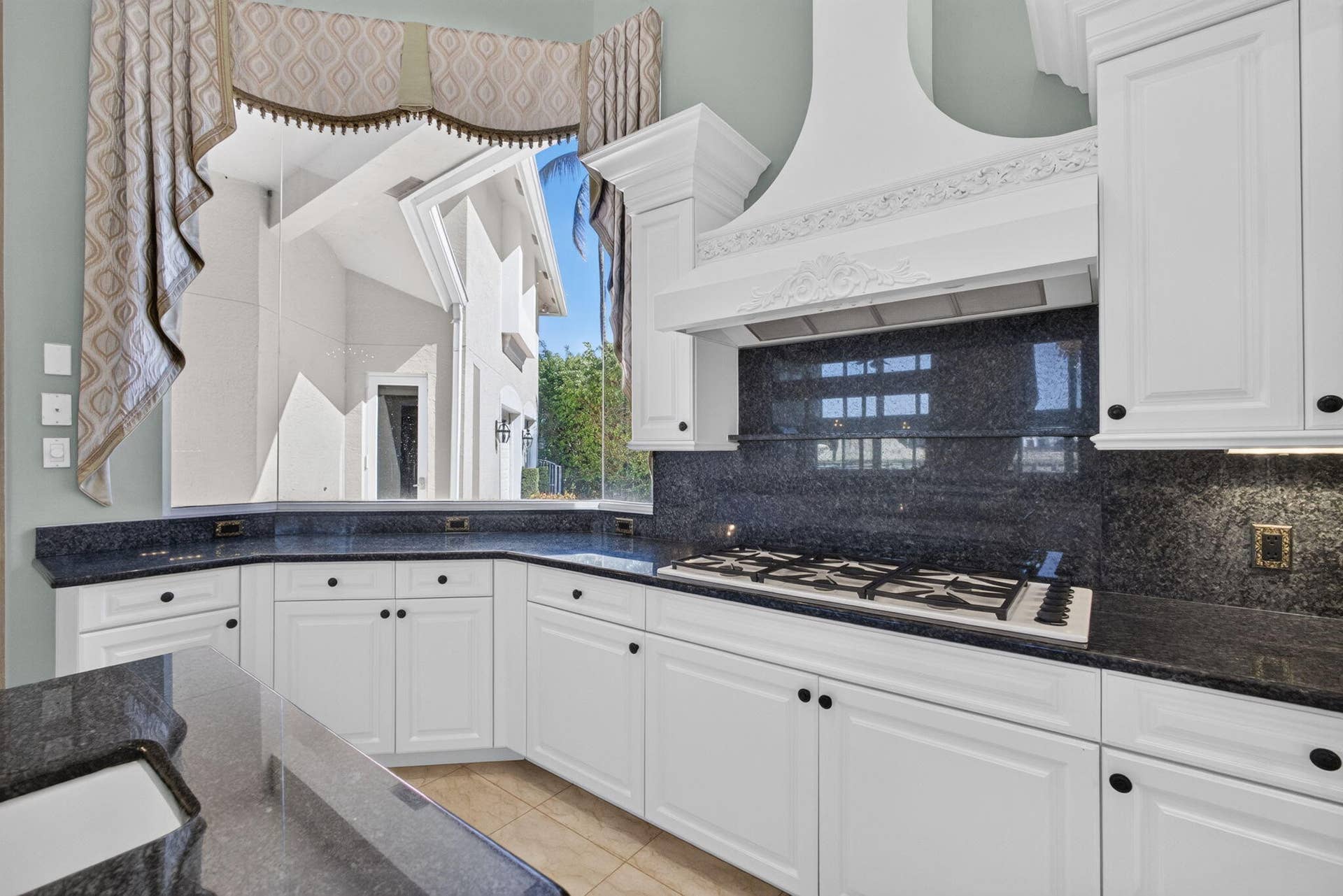 10248 Heronwood Lane, West Palm Beach, FL 33412 Kitchen