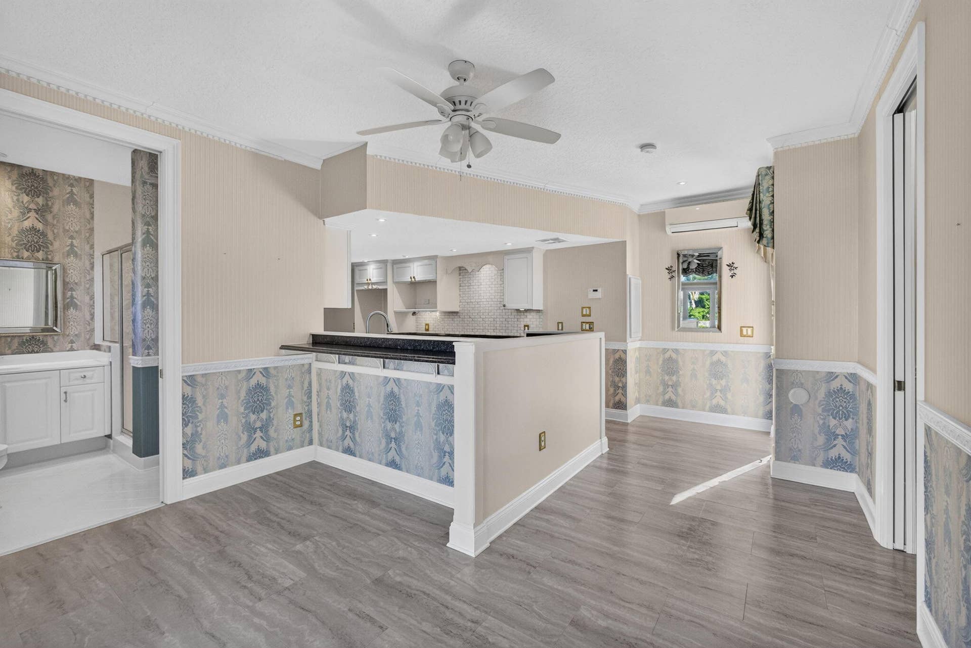 10248 Heronwood Lane, West Palm Beach, FL 33412 Guest Suite
