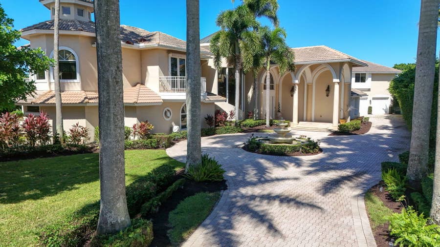Property photo for 10248 Heronwood Lane, West Palm Beach, FL