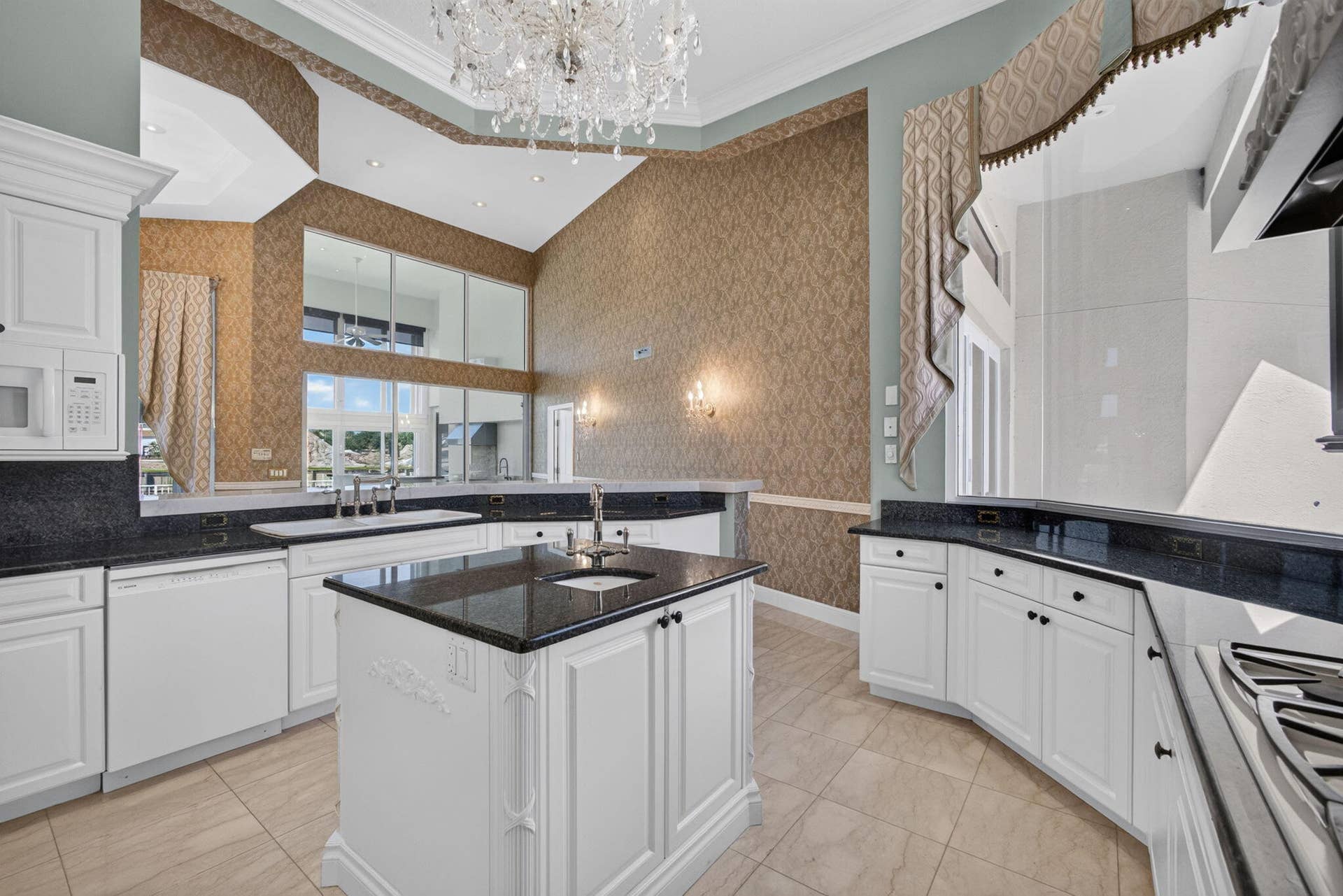 10248 Heronwood Lane, West Palm Beach, FL 33412 Kitchen