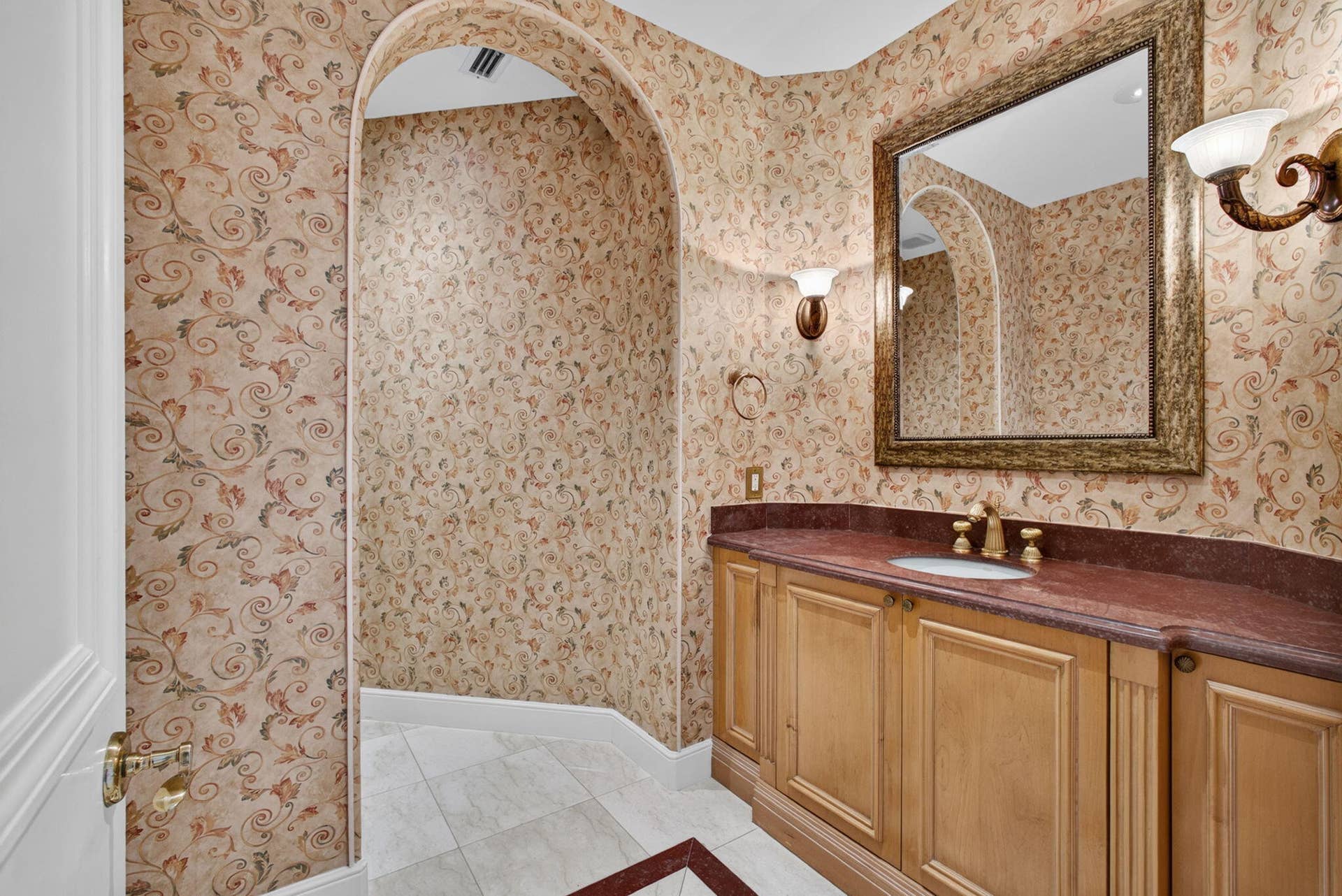 10248 Heronwood Lane, West Palm Beach, FL 33412 Powder Room
