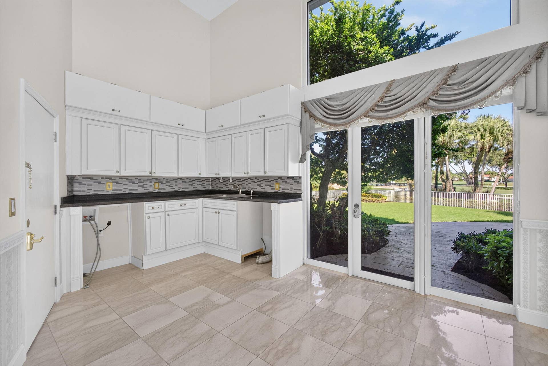 10248 Heronwood Lane, West Palm Beach, FL 33412 Guest Suite