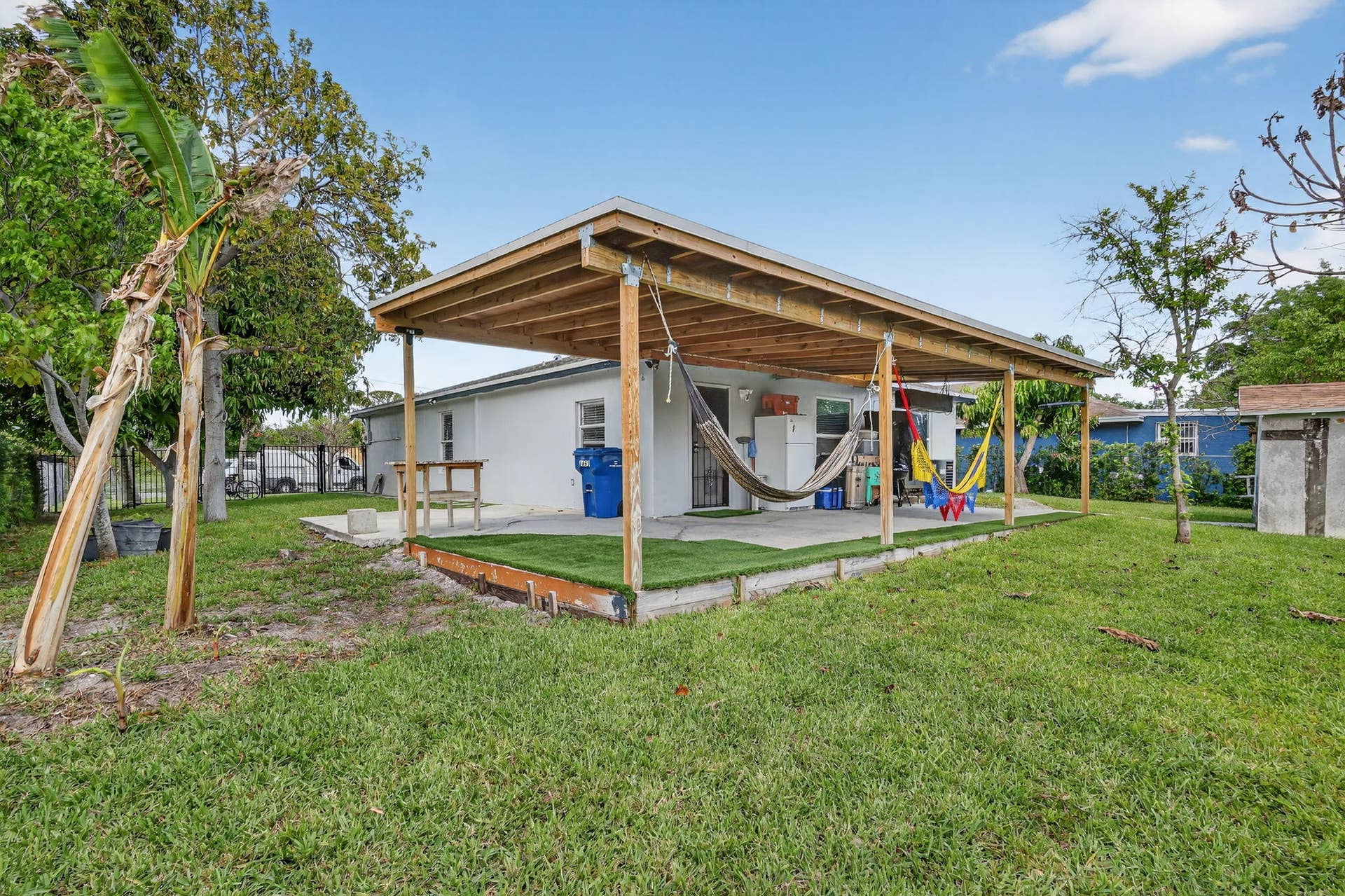1691 W 26th Court, Riviera Beach, FL 33404 35-web-or-mls-F14A8754