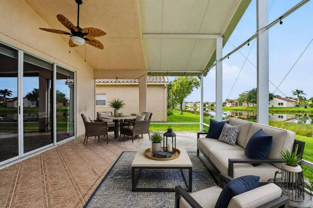 392 NW BREEZY POINT Loop, Port St Lucie, FL 34986 6ac5764f295f16c6376f3812