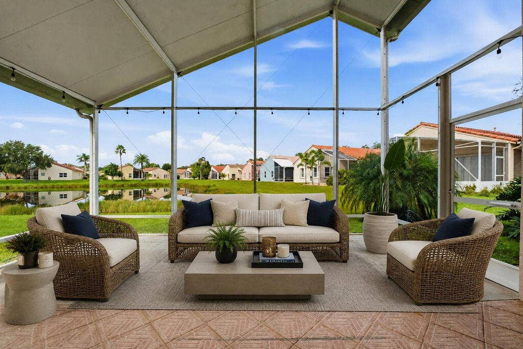392 NW BREEZY POINT Loop, Port St Lucie, FL 34986 6ac57776295f16c6376f3880