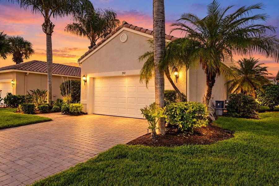 Property photo for 392 NW BREEZY POINT Loop, Port St Lucie, FL