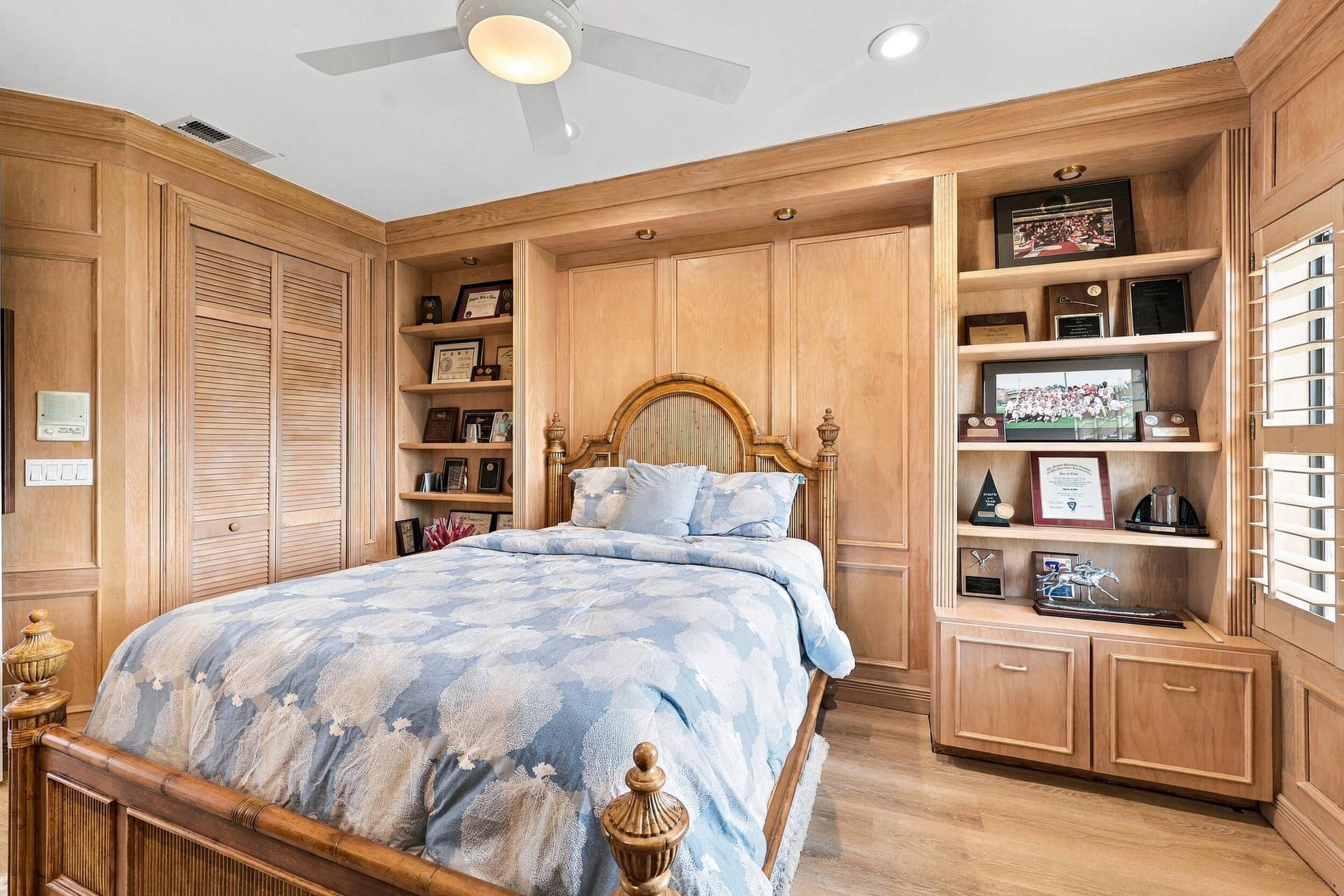 17556 Charnwood