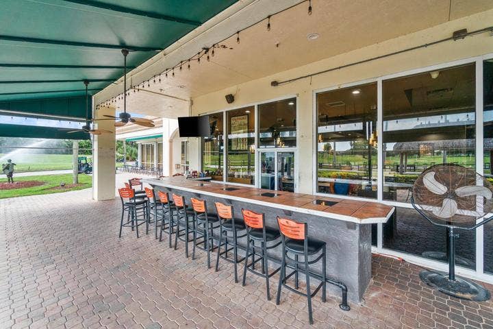 5574 Bermuda Dunes Circle, Lake Worth, FL 33463 restaurant 2