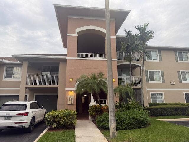 Property photo for 6505 EMERALD DUNES Drive, #108, West Palm Beach, FL