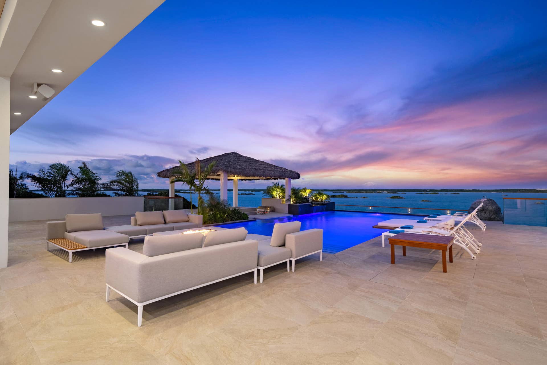 245 Chalk Sound Drive, Outdoor area