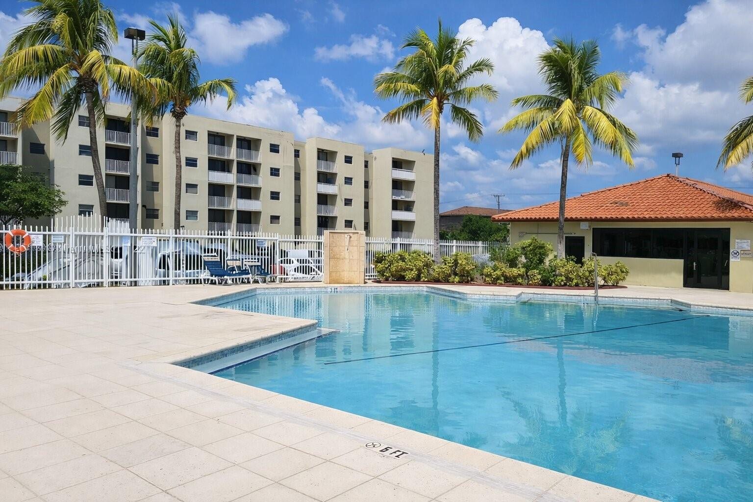 8185 NW 7TH Street, #214, Miami, Miami, FL 33126 Photo 2