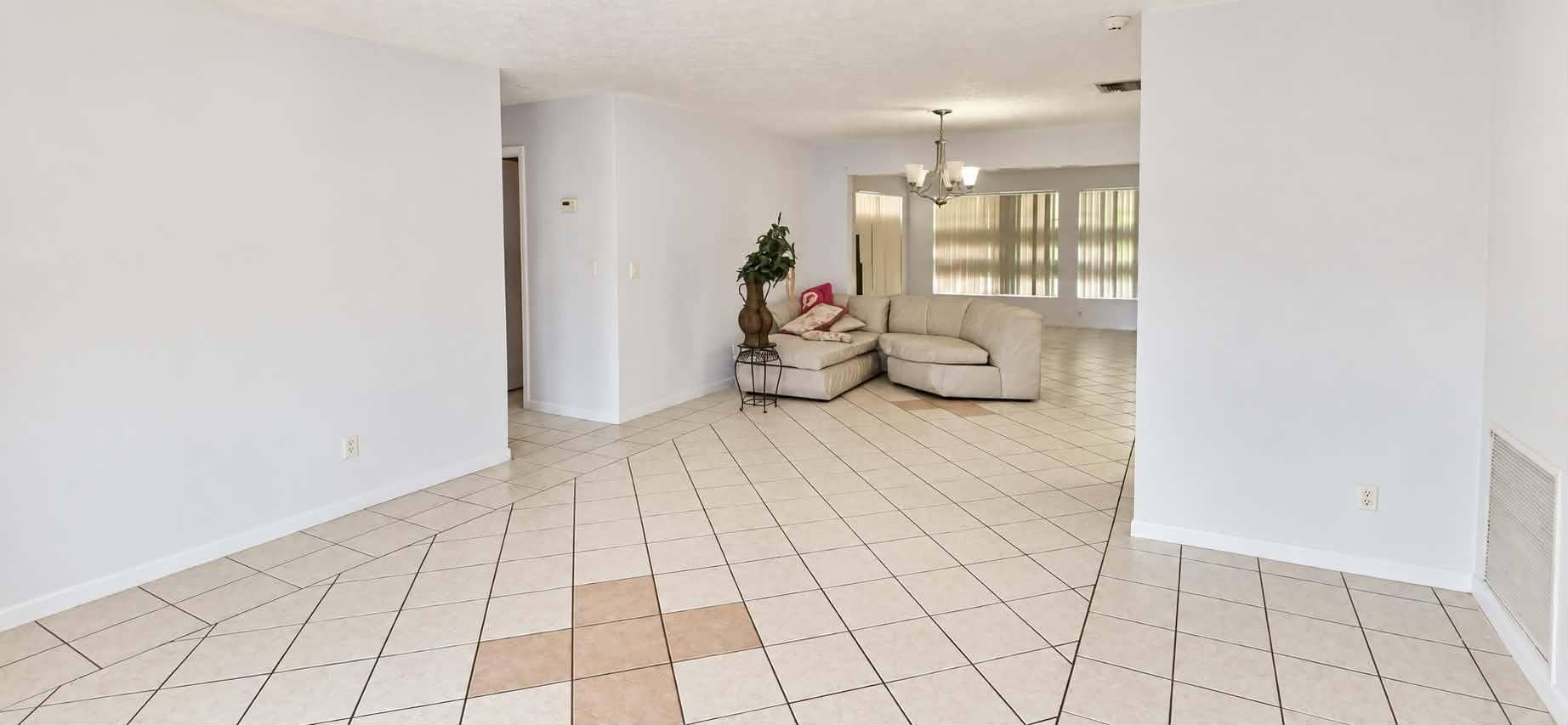 218 OLIVE Avenue, Port St Lucie, FL 34952 cda028b8-8356-4291-840d-7209e178669e