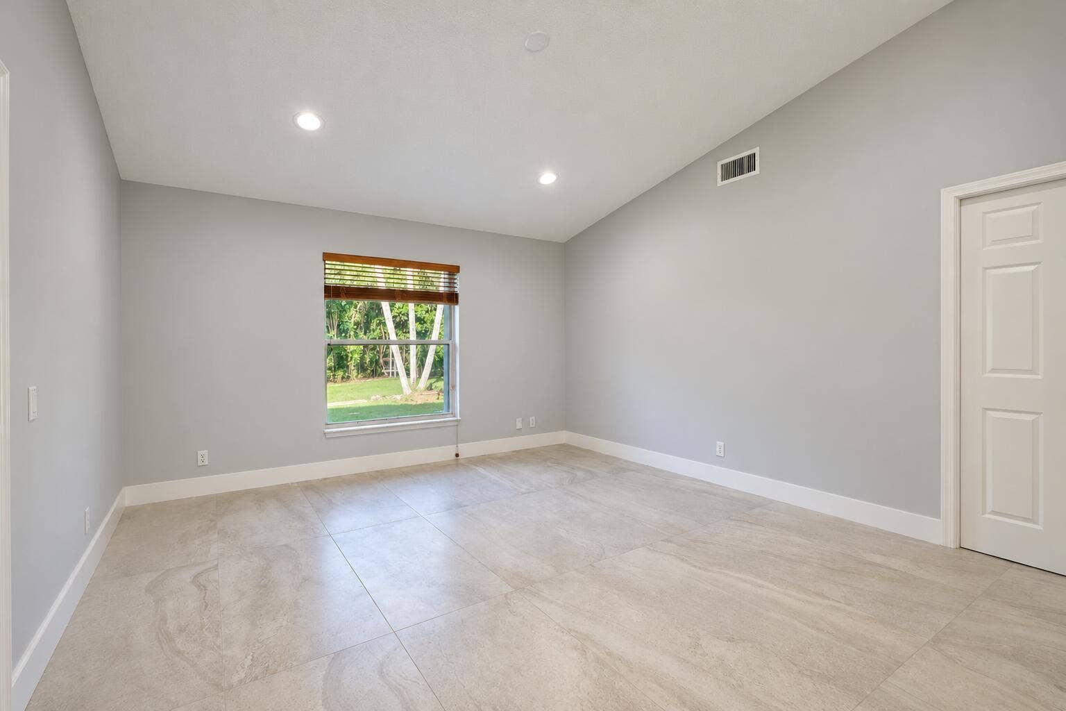 1185 Wild Cherry Ln_11