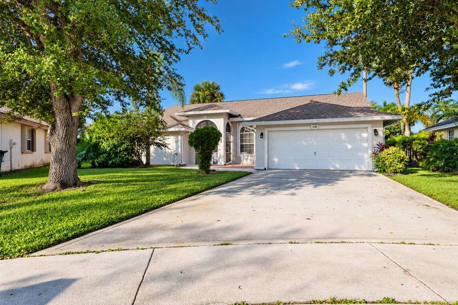 Property photo for 1185 Wild Cherry Lane, Wellington, FL