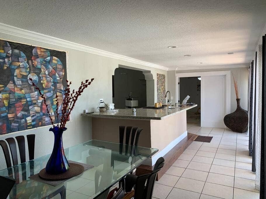 3321 SW 32ND Avenue, West Park, FL 33023 Breakfast Area