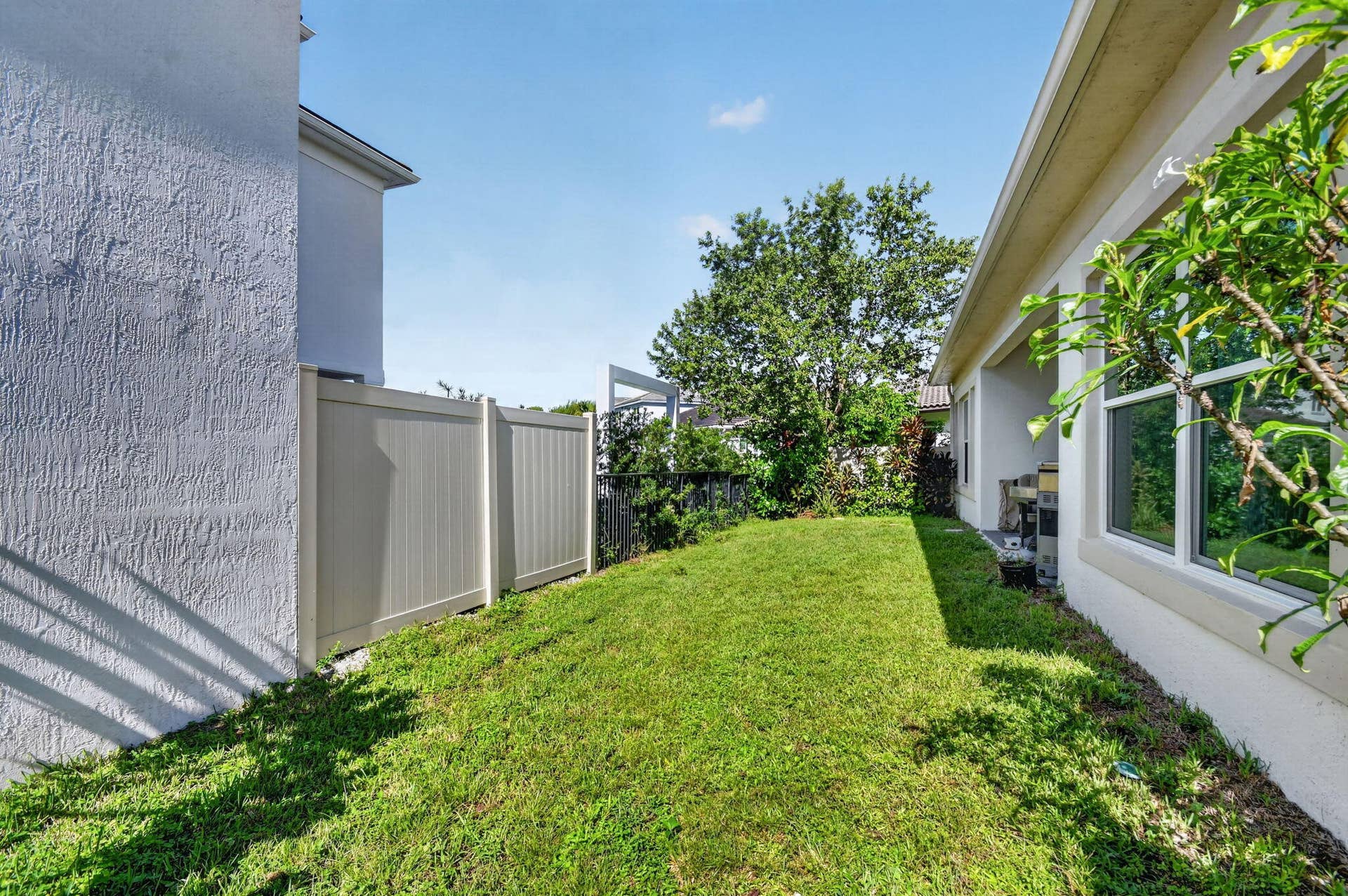 9228 Greenspire Lane, Lake Worth, FL 33467 52-web-or-mls-DSC_1258