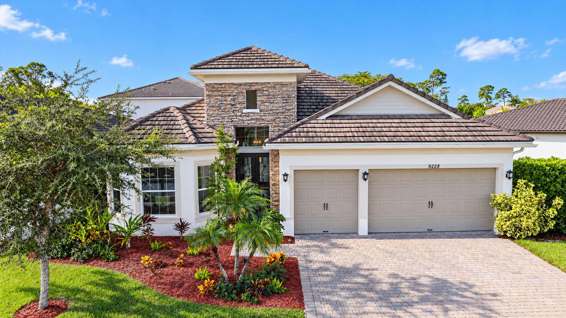 9228 Greenspire Lane, Lake Worth, FL 33467 54-web-or-mls-DJI_0666