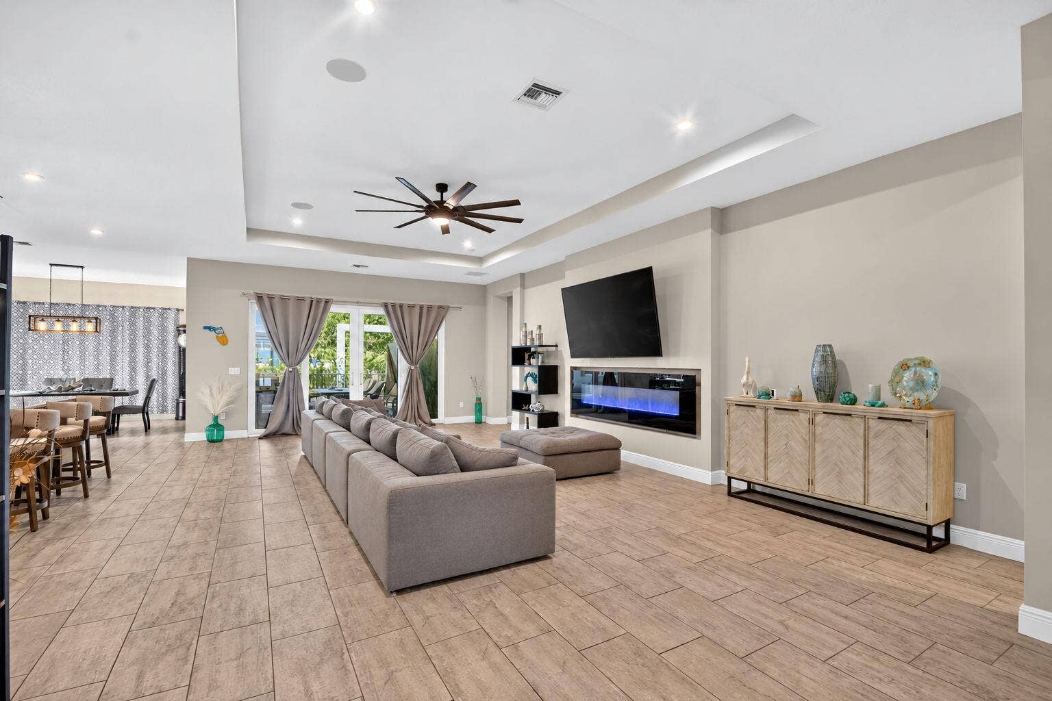 9228 Greenspire Lane, Lake Worth, FL 33467 10-web-or-mls-couch fixed (4)