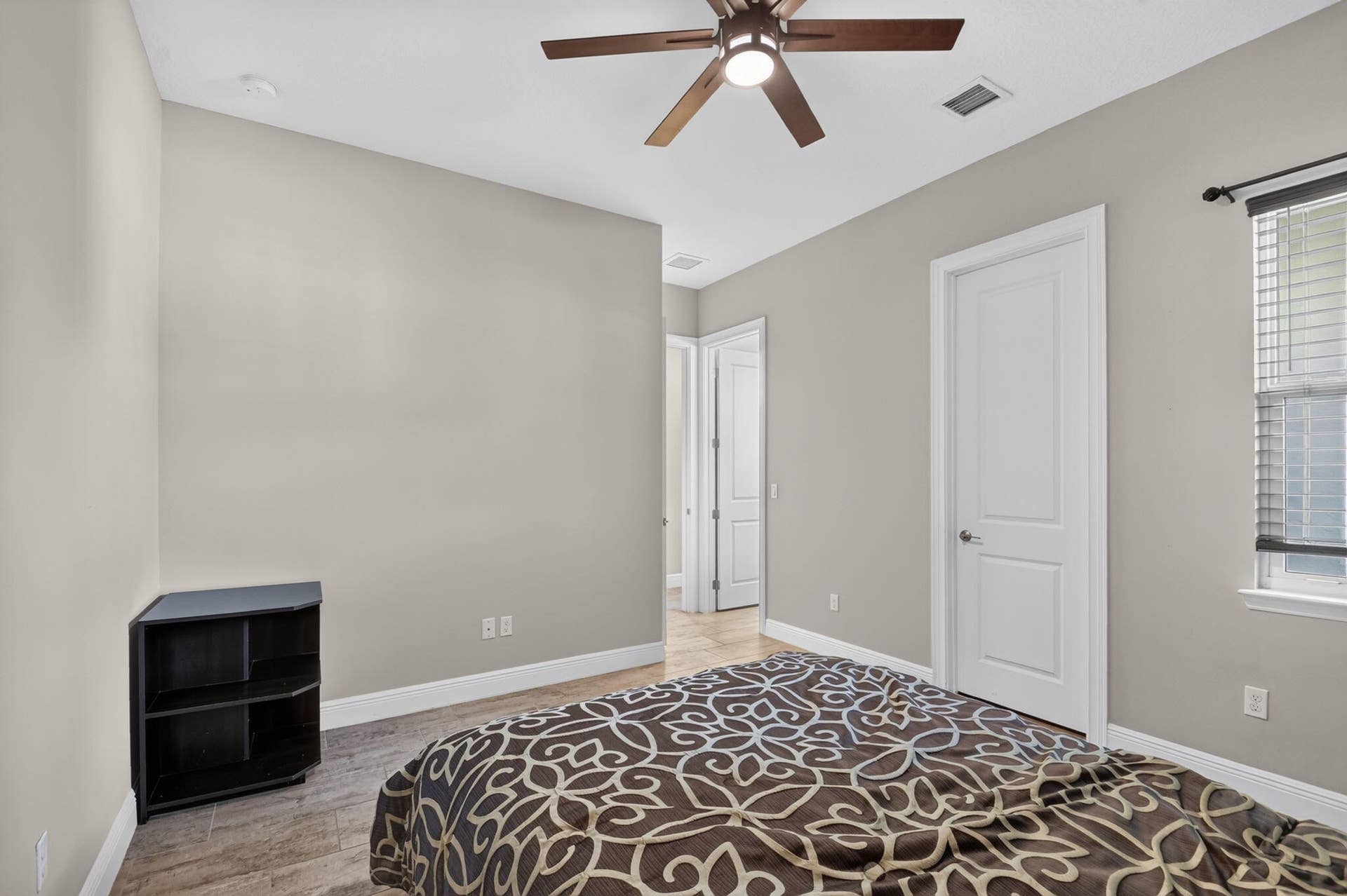 9228 Greenspire Lane, Lake Worth, FL 33467 40-web-or-mls-DSC_1293