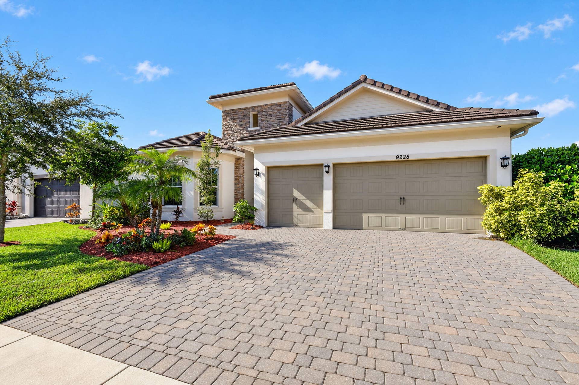 9228 Greenspire Lane, Lake Worth, FL 33467 3-web-or-mls-DSC_1033