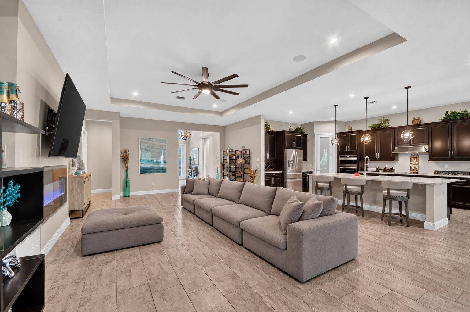 9228 Greenspire Lane, Lake Worth, FL 33467 9-web-or-mls-couch fixed (3)