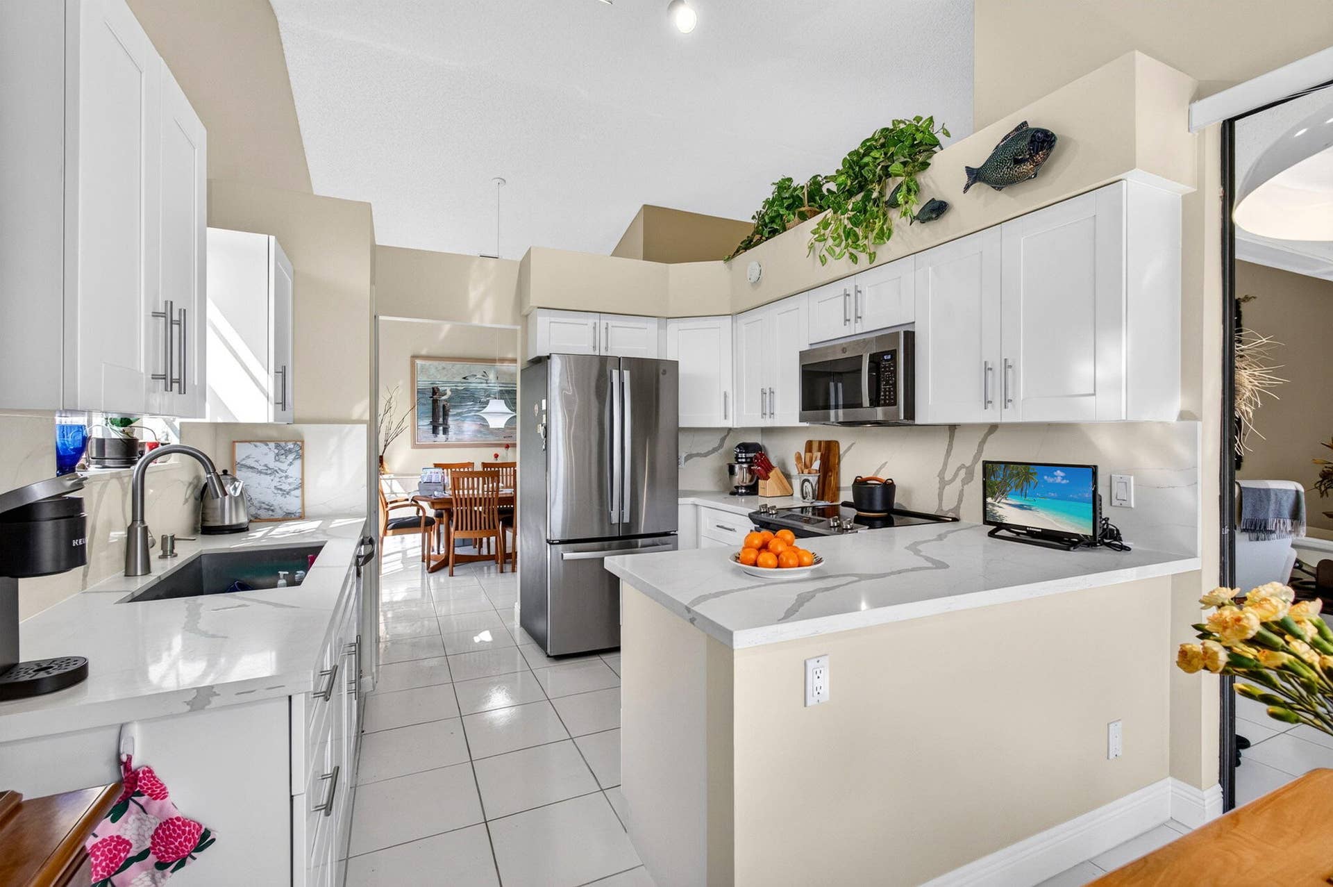8284 WATERLINE Drive, #105, Boynton Beach, FL 33472 KITCHEN