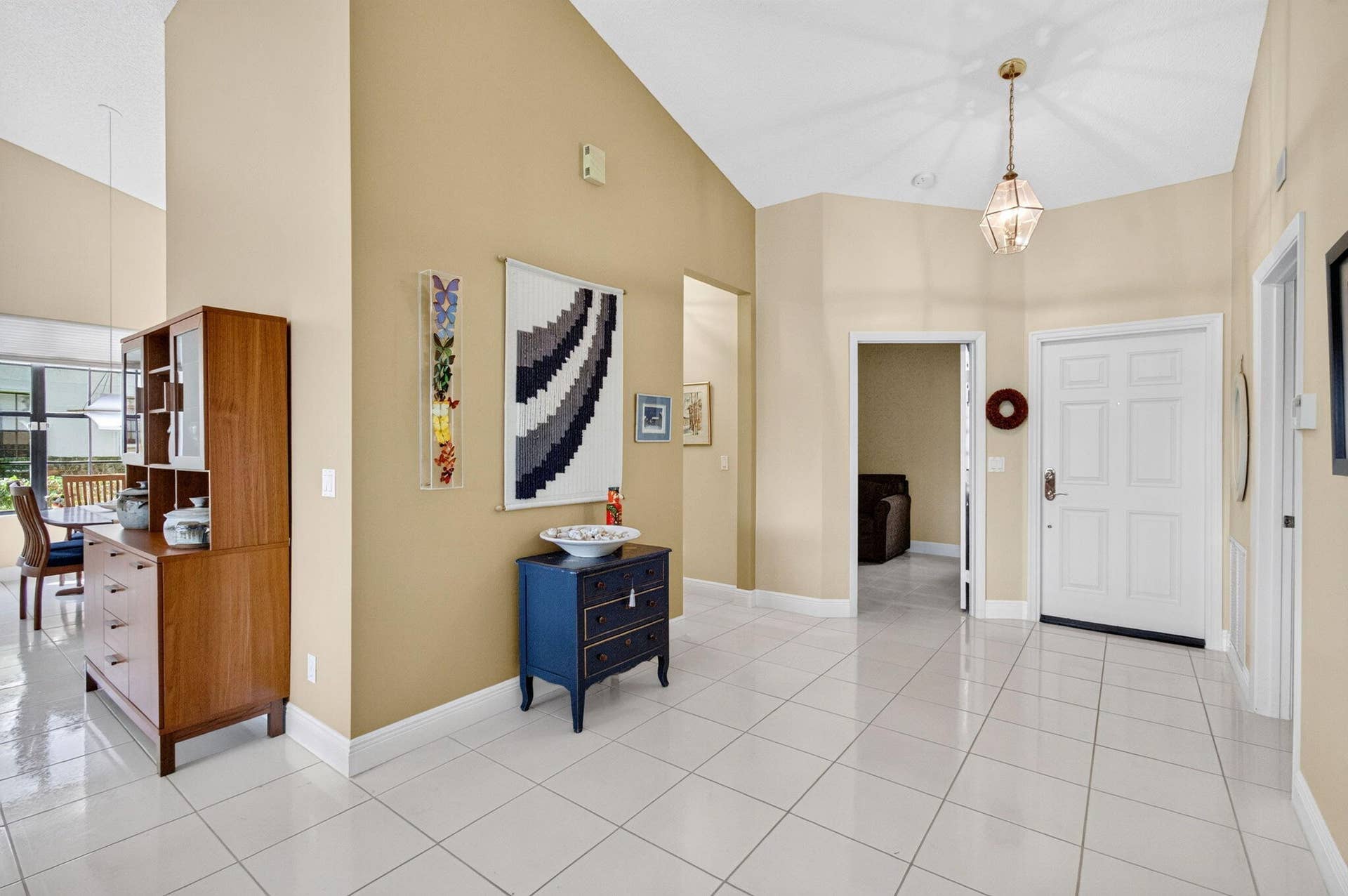 8284 WATERLINE Drive, #105, Boynton Beach, FL 33472 FOYER ENTRANCE