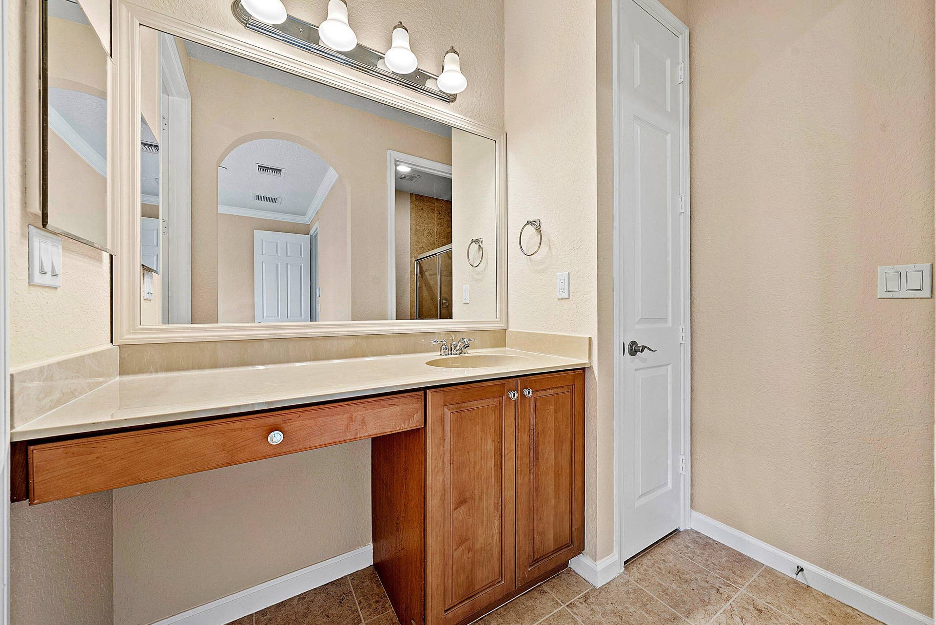 3139 SW Otter Lane, Stuart, FL 34997 Master Bath 2