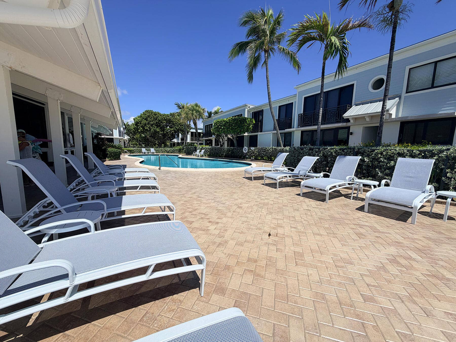pool2