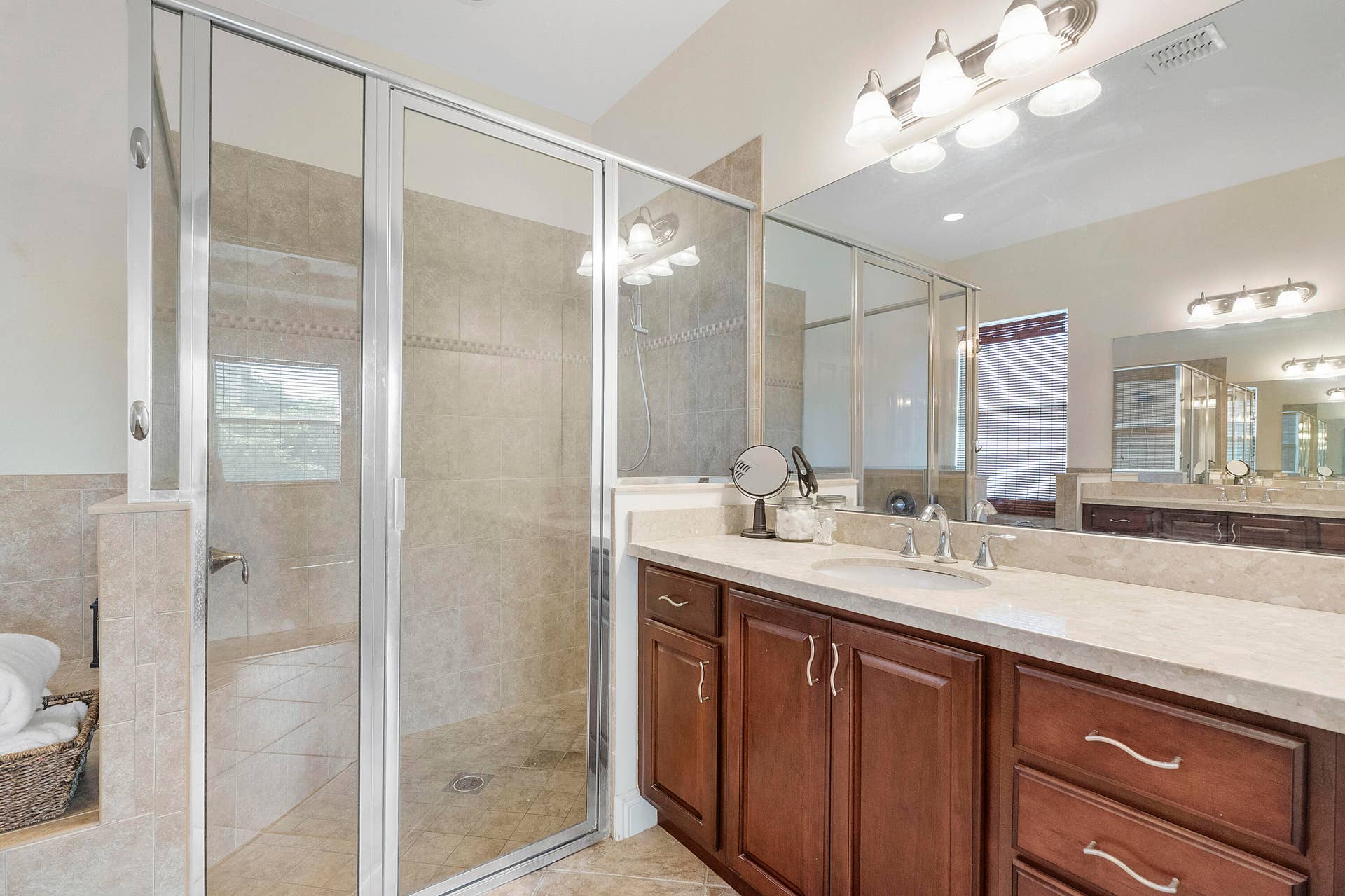8376 Nw 121st Way_031
