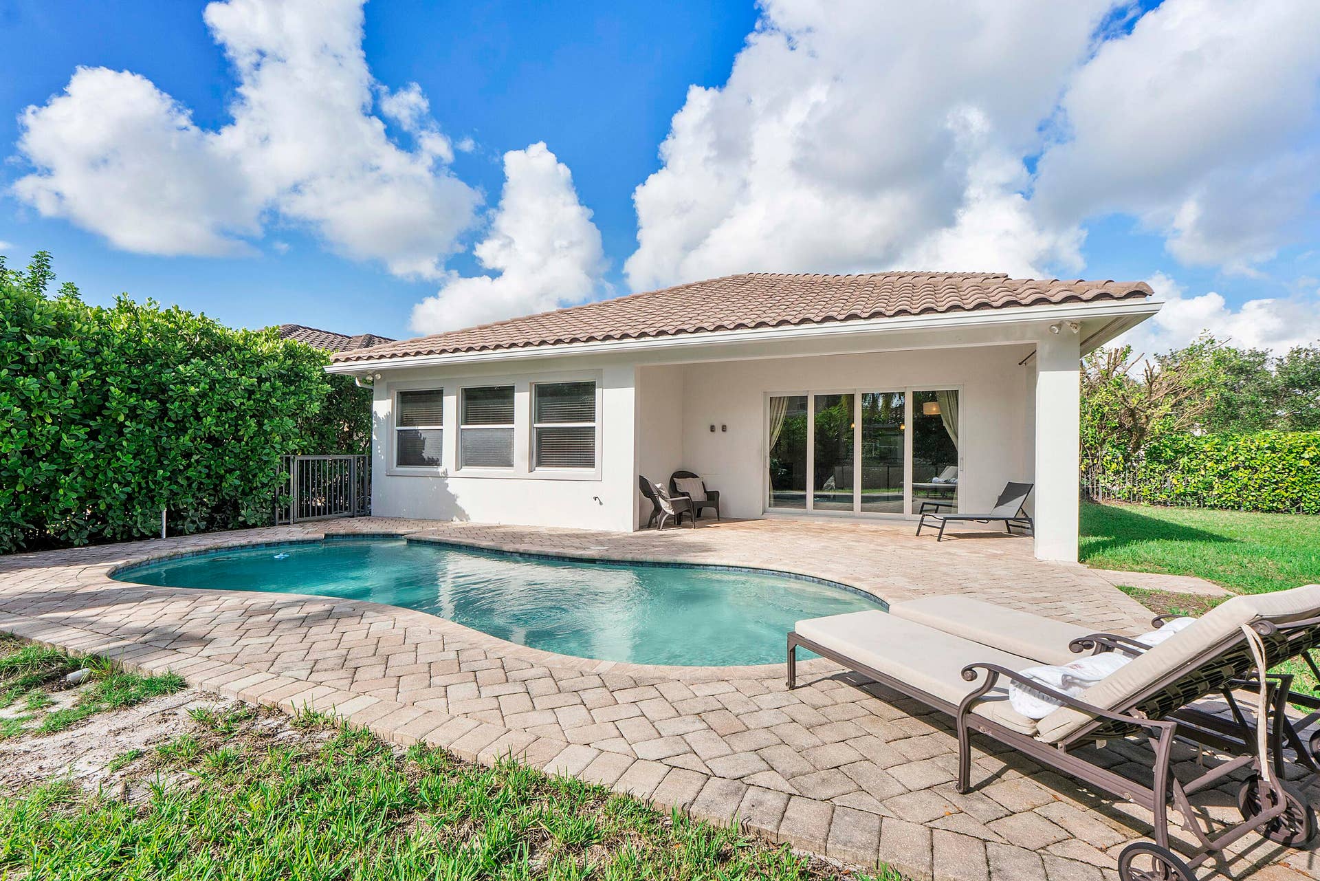 8376 Nw 121st Way_015