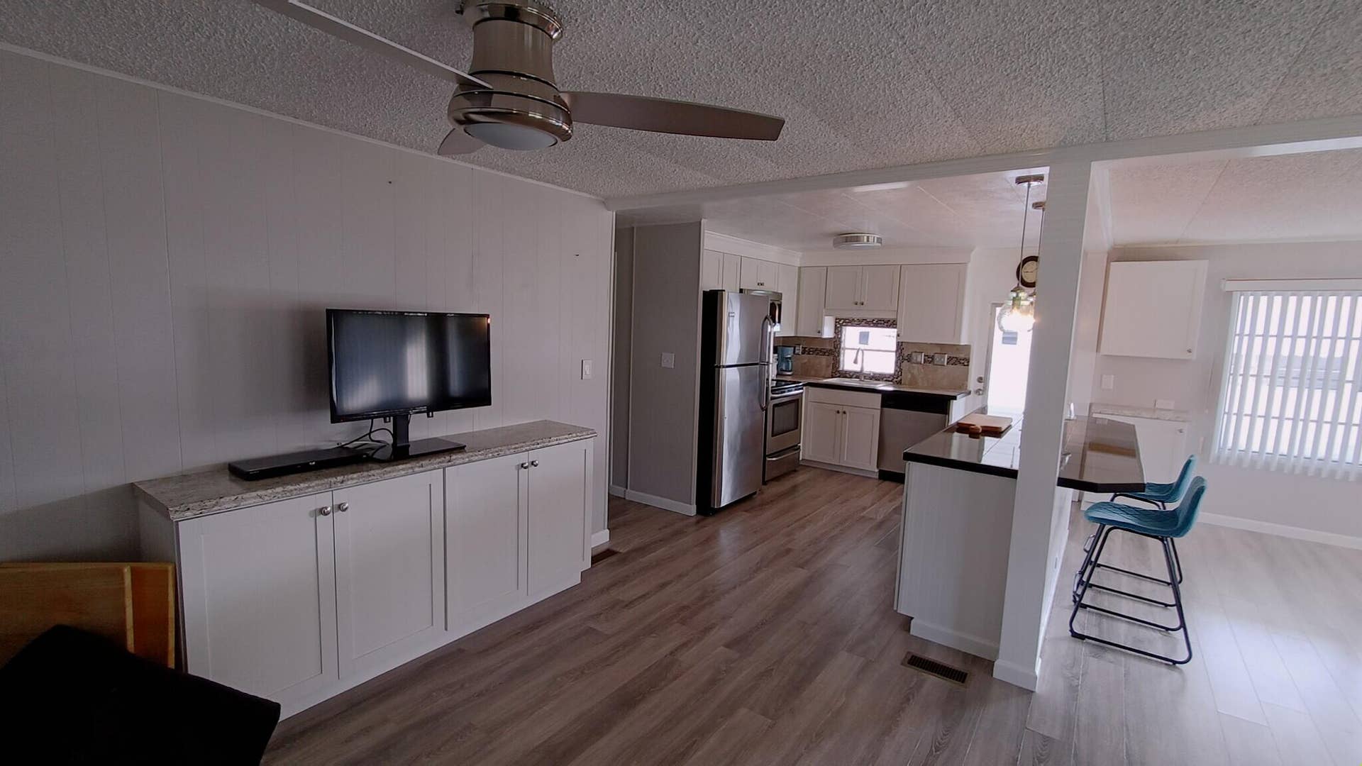 8281 SOUTH Street, Boca Raton, FL 33433 20261008_091237