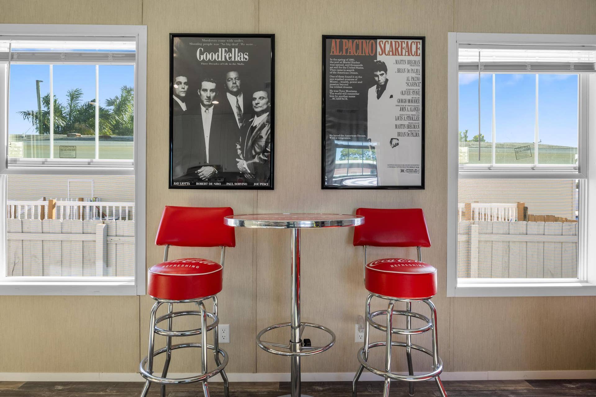8948 Oak Street, Boynton Beach, FL 33436 12-Bar-Nook