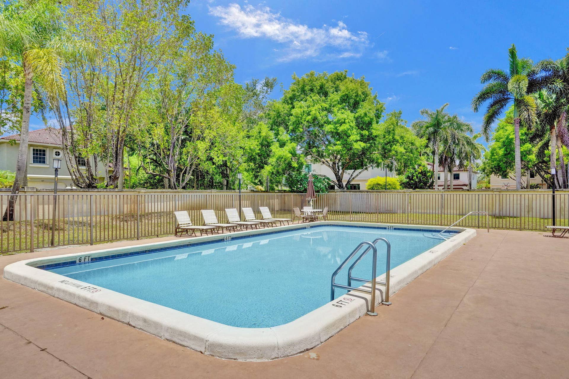 178 NW 115th Terrace, Plantation, FL 33325 51-web-or-mls-DSC03624