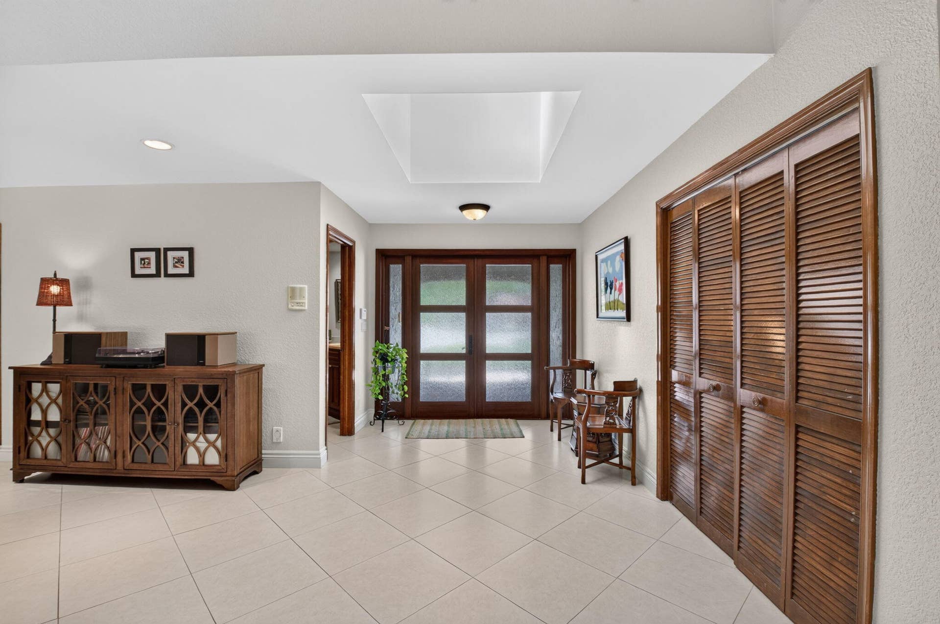 Neutral tile floors