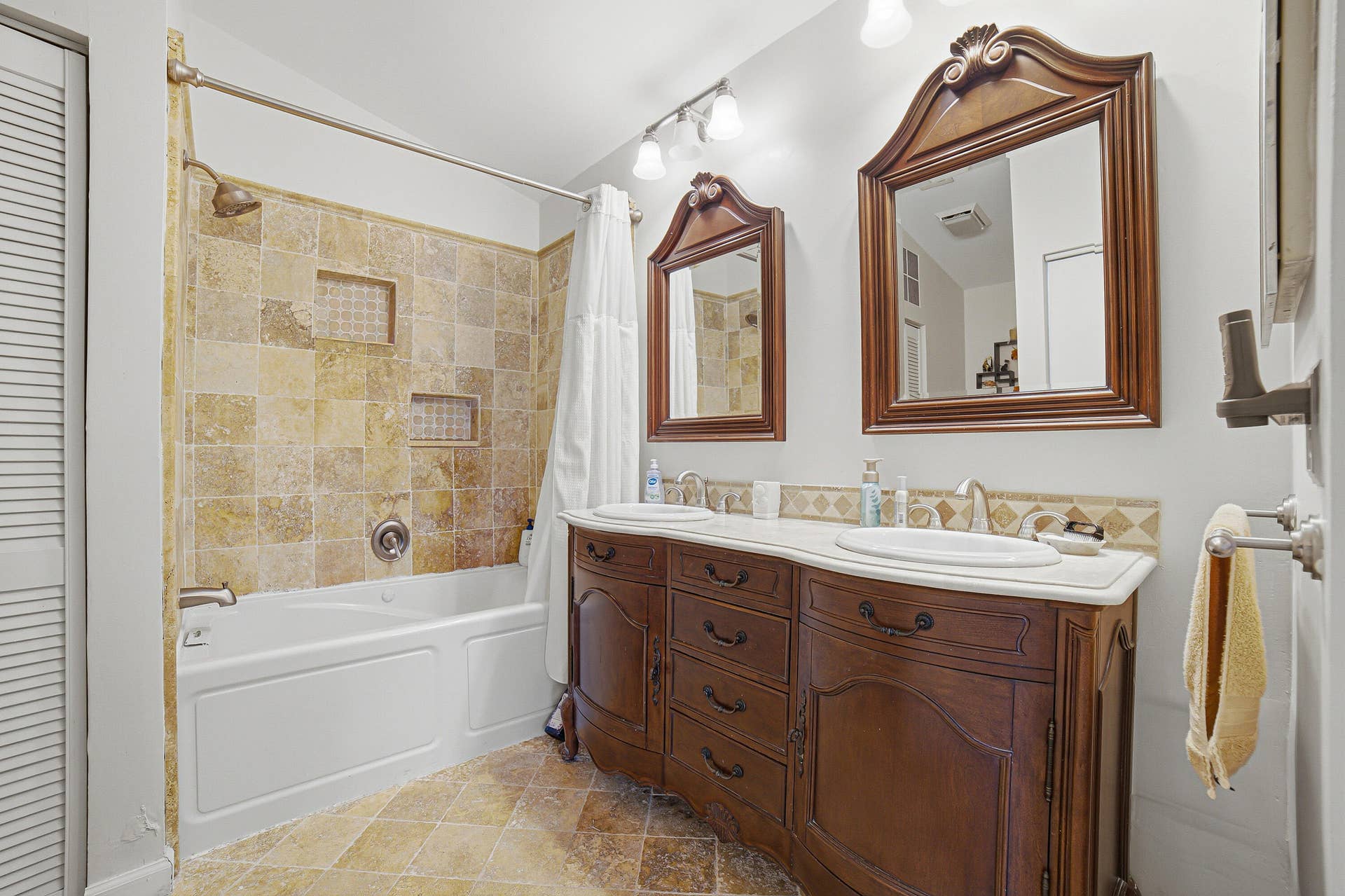 501 Lakeside Circle, Sunrise, FL 33326 Bedroom2-Bathroom