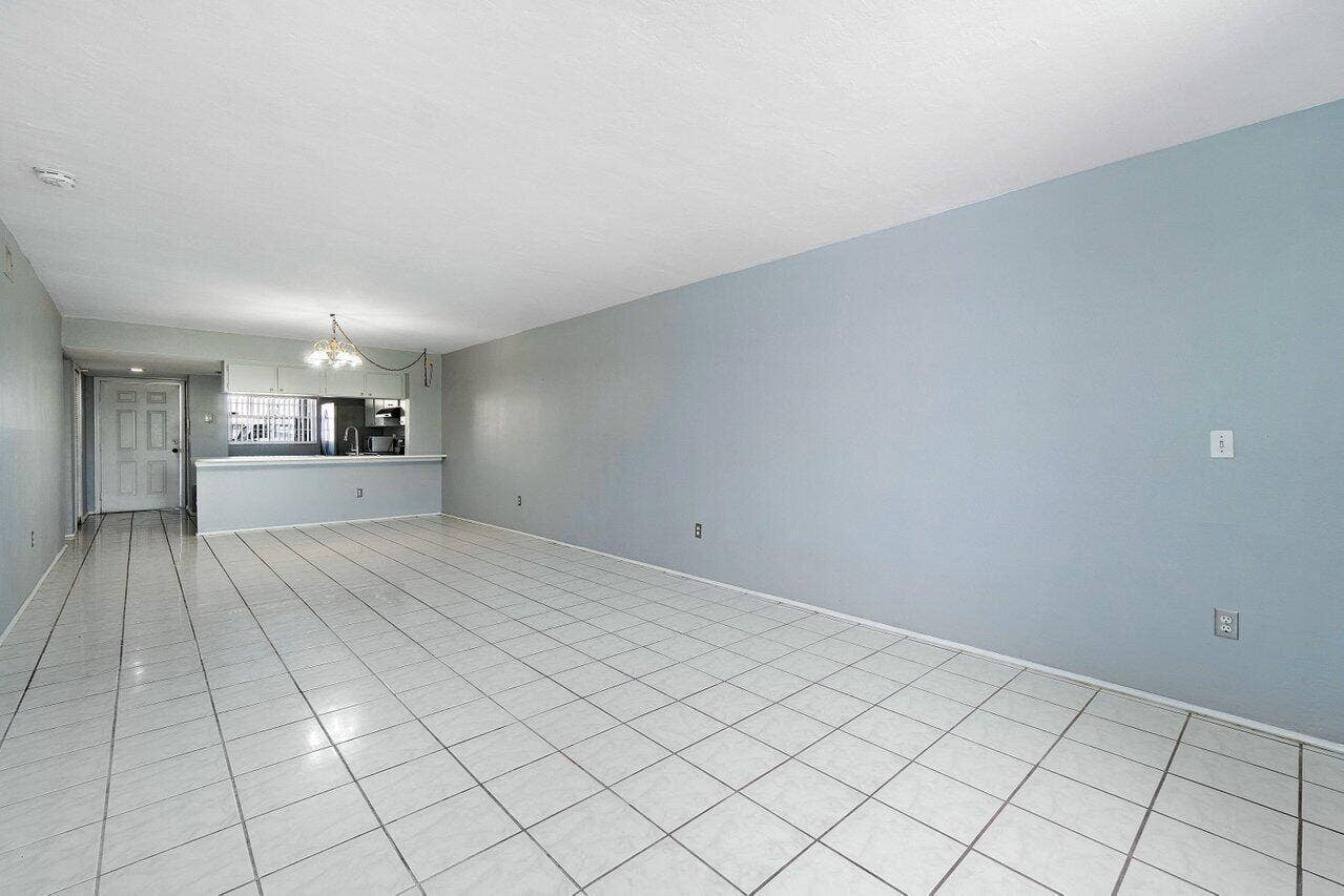 804 PALM BEACH TRACE Drive, Royal Palm Beach, Royal Palm Beach, FL 33411 20230504183805880848000000-o