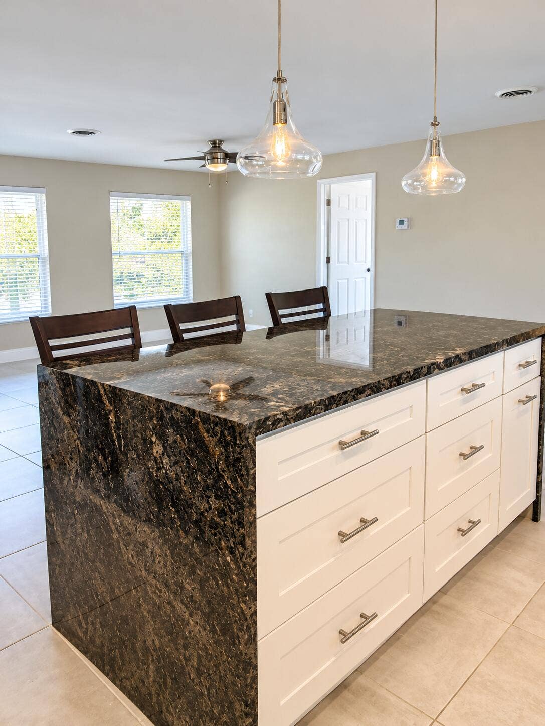 266 SW 12TH Street, Boca Raton, Boca Raton, FL 33432 Kit Island