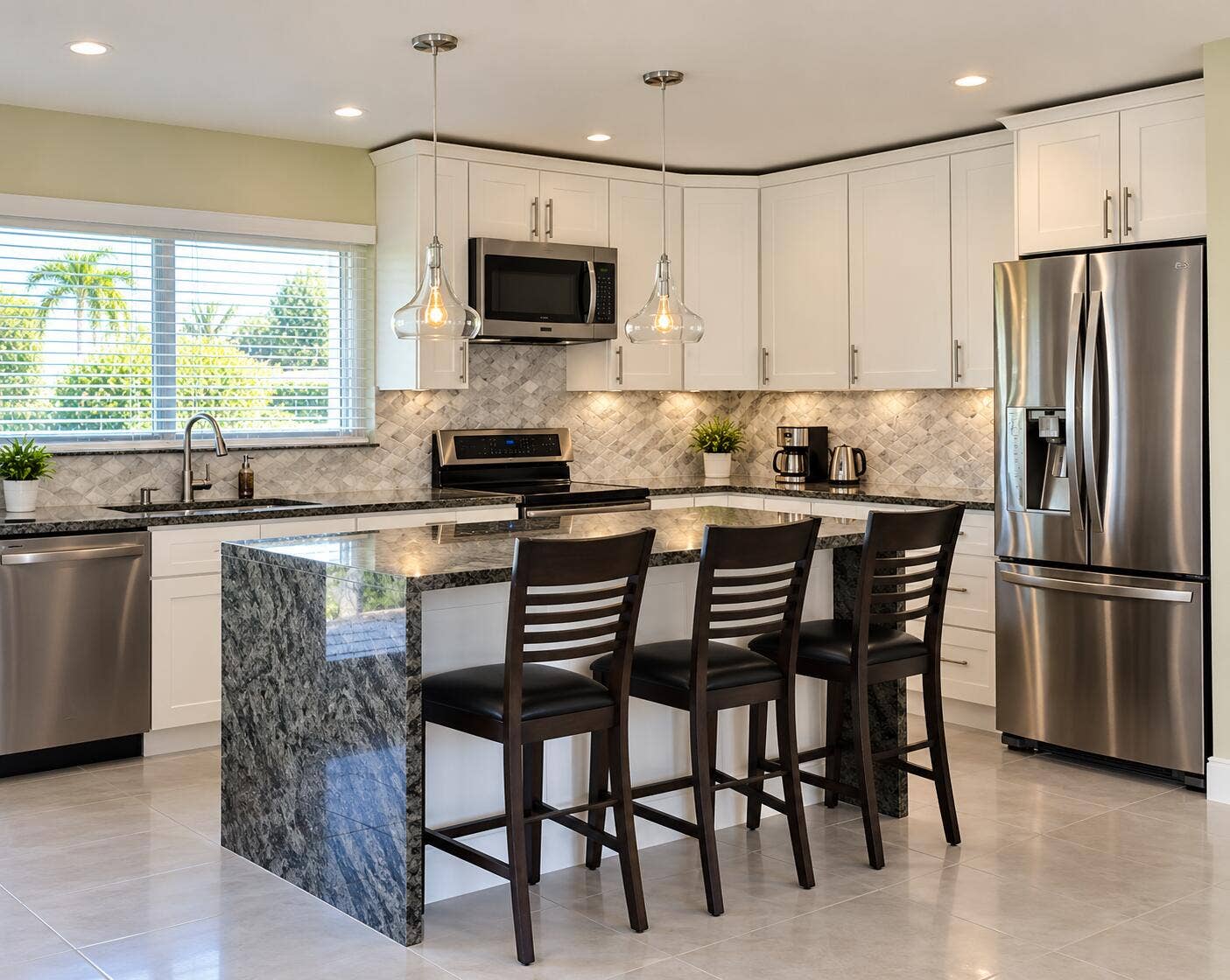 266 SW 12TH Street, Boca Raton, Boca Raton, FL 33432 Bright Contemporary Kitchen with Island