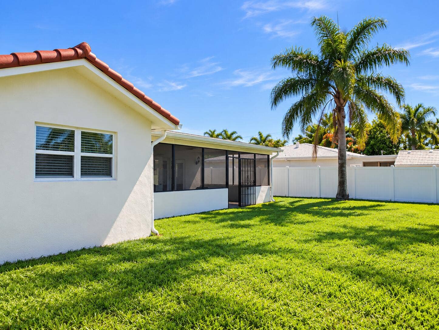 266 SW 12TH Street, Boca Raton, Boca Raton, FL 33432 Sunny Tropical Backyard Retreat