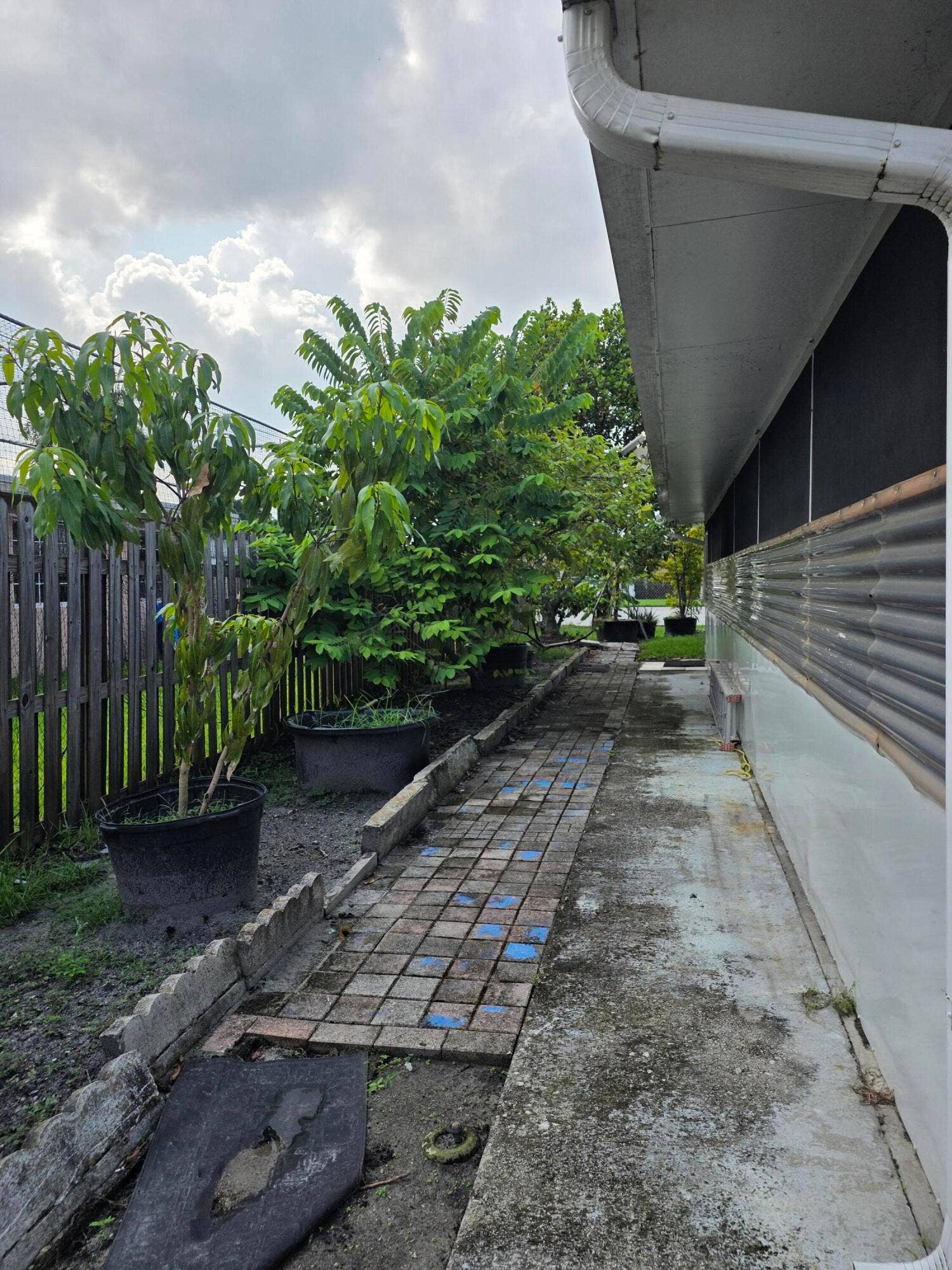 2000 NW 70TH Lane, Margate, FL 33063 Back of the house