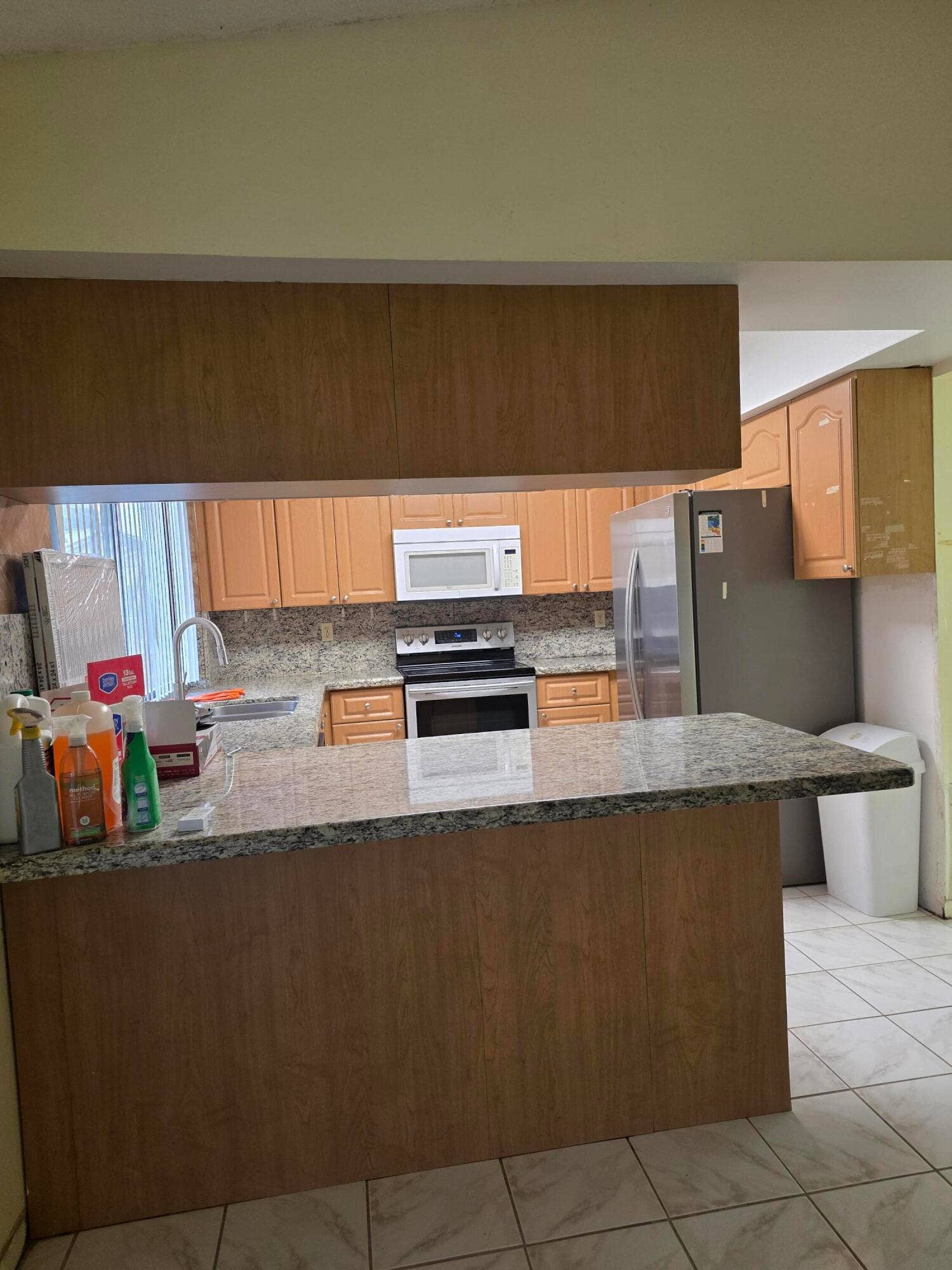 2000 NW 70TH Lane, Margate, FL 33063 kitchen