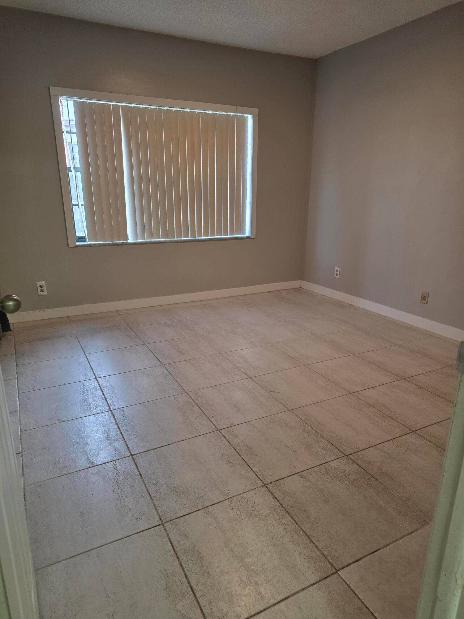 2000 NW 70TH Lane, Margate, FL 33063 20261008_112154