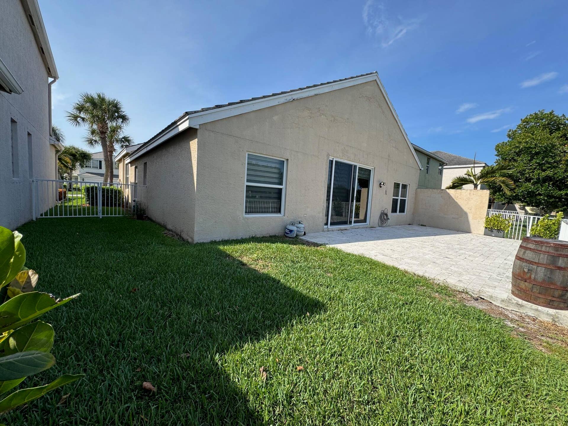 325 Berenger Walk, Royal Palm Beach, FL 33414 Fenced backyard