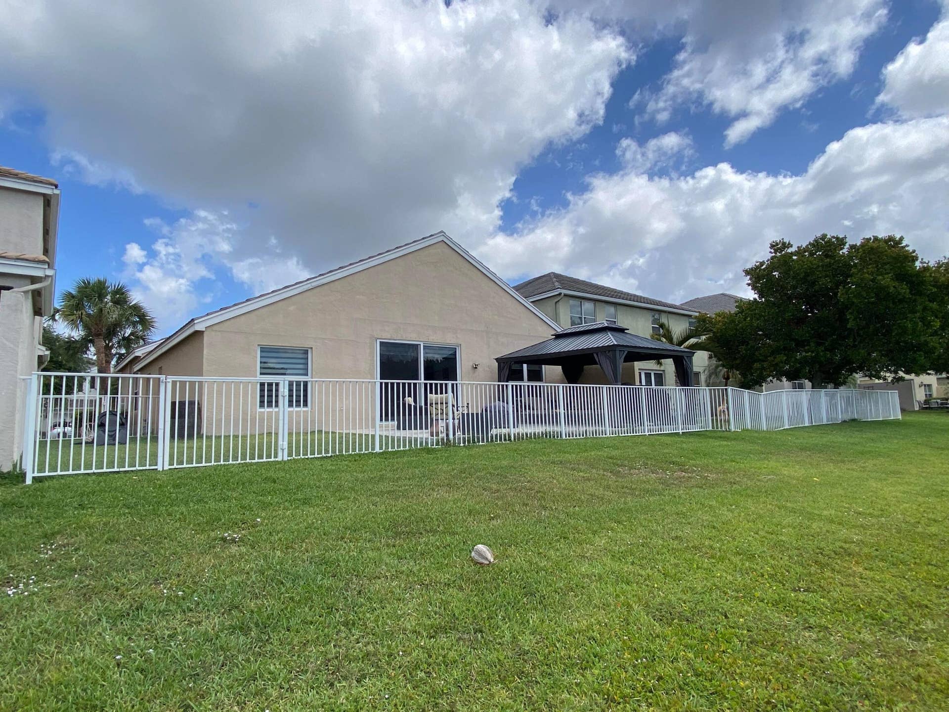 325 Berenger Walk, Royal Palm Beach, FL 33414 370BDA5E-31B6-4BF7-A812-34CCEF846EB4