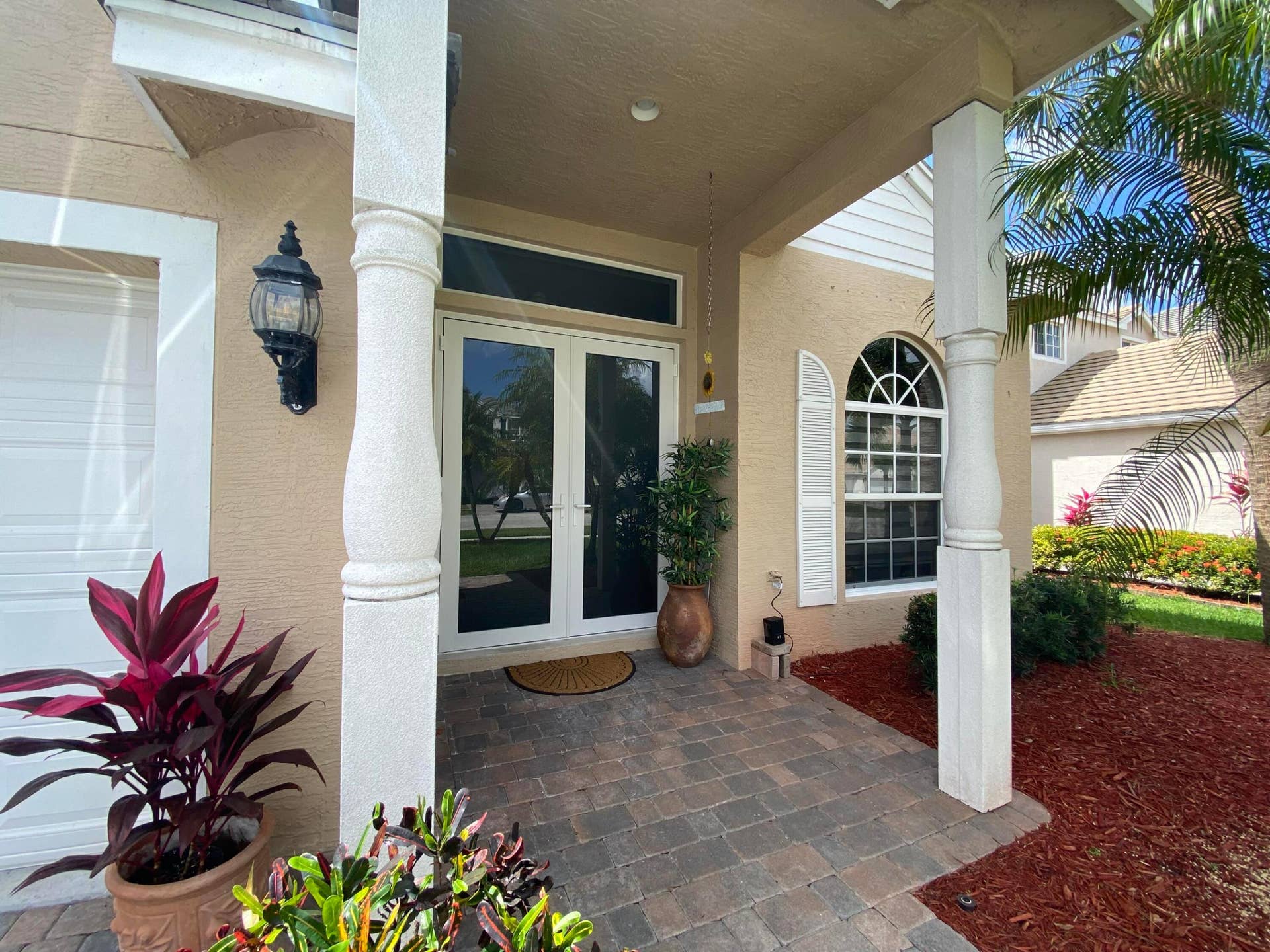 325 Berenger Walk, Royal Palm Beach, FL 33414 FF54A6DF-B0C6-4F36-8B23-2F6FFC027CF2