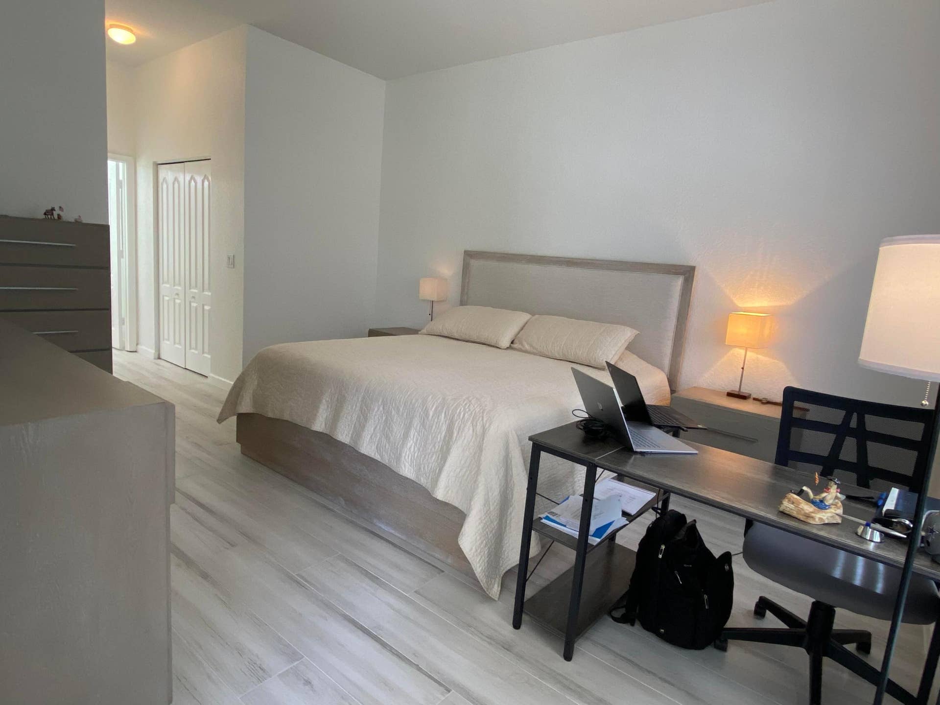 325 Berenger Walk, Royal Palm Beach, FL 33414 Large master bedroom