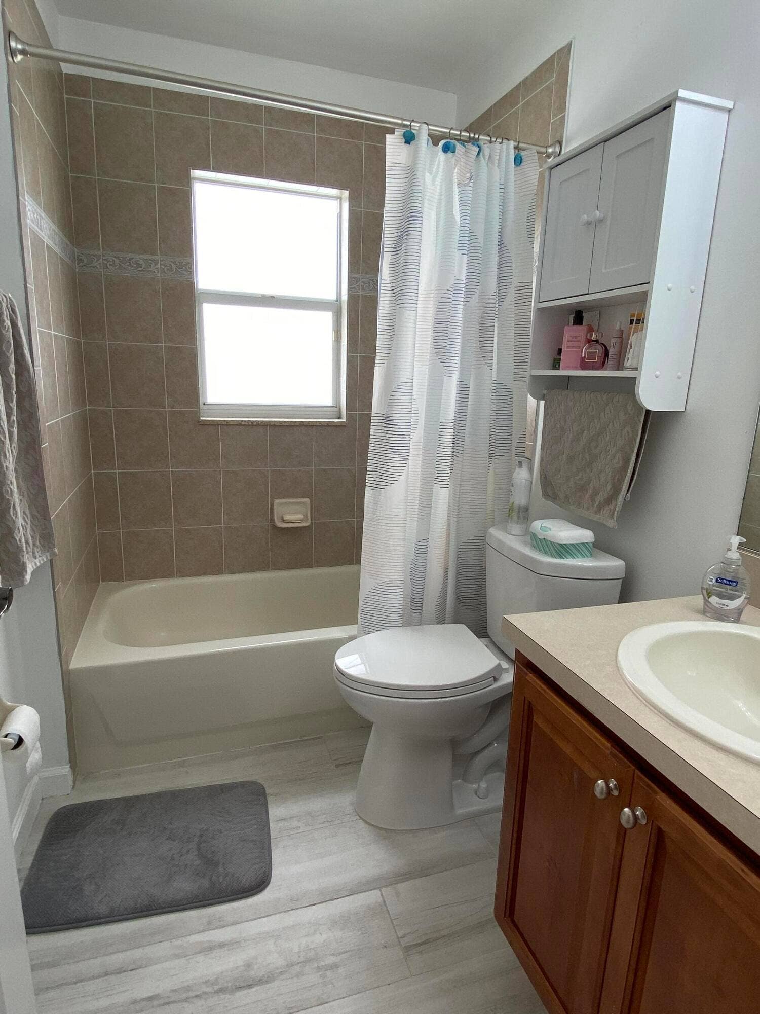325 Berenger Walk, Royal Palm Beach, FL 33414 873D1D94-A26B-449C-9ACA-6715257EBB18