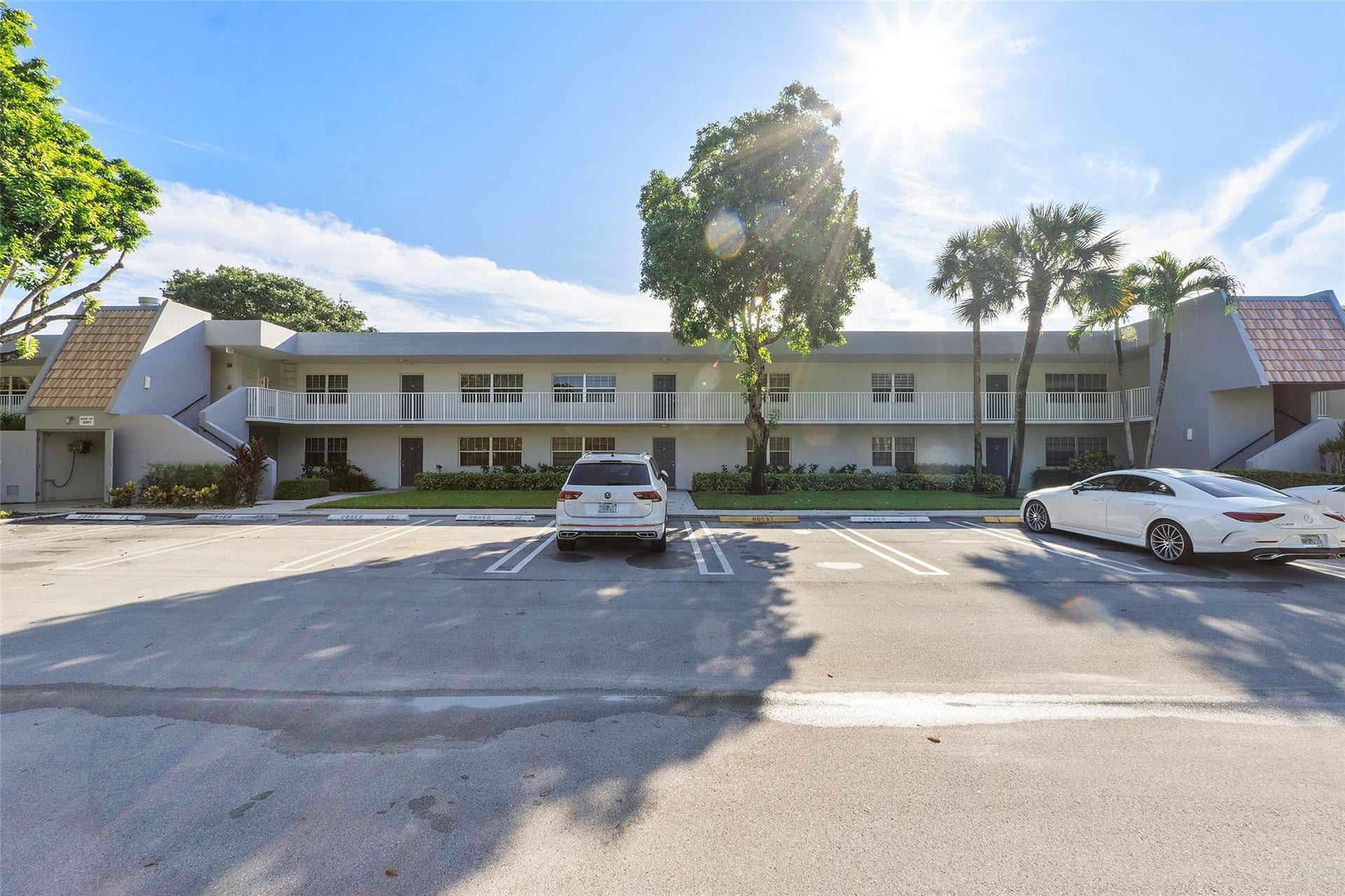 4261 W Palm Aire Drive, Pompano Beach, FL 33069 Photo 32