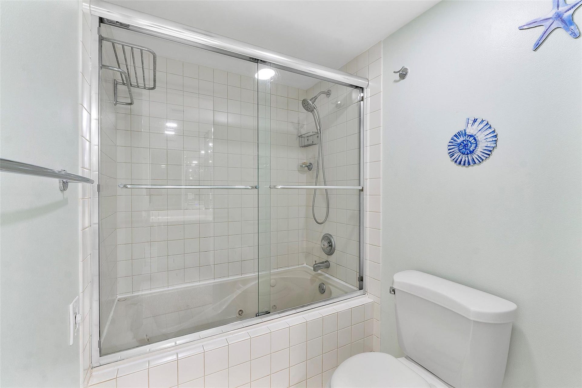 4261 W Palm Aire Drive, Pompano Beach, FL 33069 Photo 22